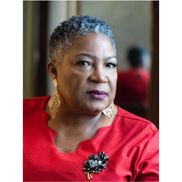 AU-DELÀ DES ÉTOILES