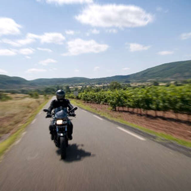 RIDE FROM SOUTHERN LARZAC TO THE MEDITERRANEAN SEA