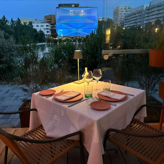 LATTARA BRASSERIE CHIC