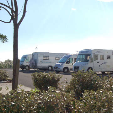 AIRE DE CAMPING-CAR