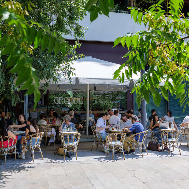 GROOVE CAFÉ
