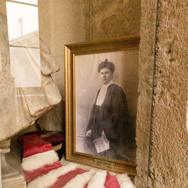 FEMMES MÉDECINS