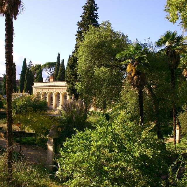 DU JARDIN DE LA REINE AU JARDIN DES PLANTES