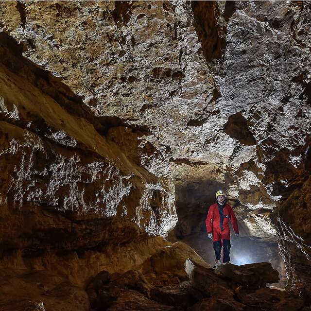 TERRE D'EXPLORATION - SPÉLÉOLOGIE