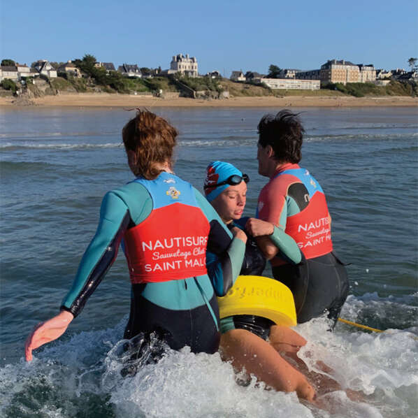 Alerte à Saint-Malo  - Nautisurf
