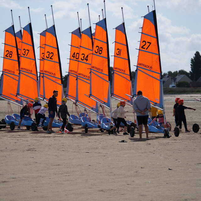 Centre de Char à Voile "Char En Baie"