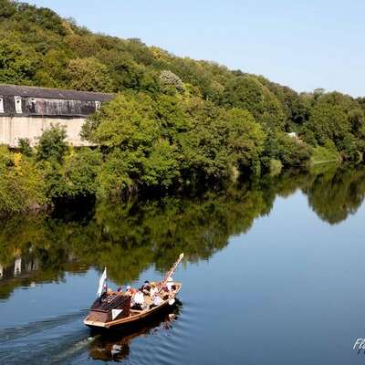 Les Mariniers du Jean Bricau, croisière en fûtreau traditionnel sur le Cher