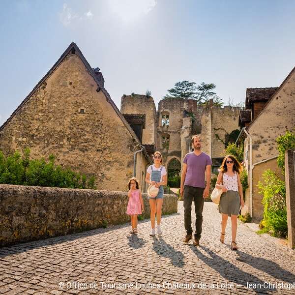 Visite du village de Montrésor