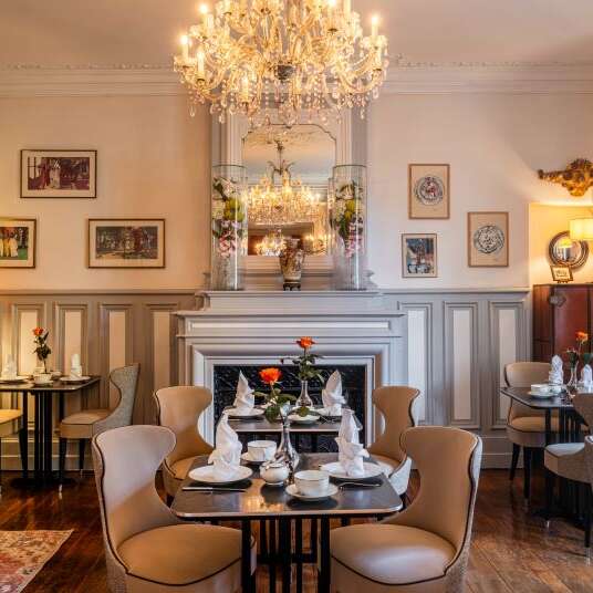 Hôtel Le Pavillon des Lys 4*