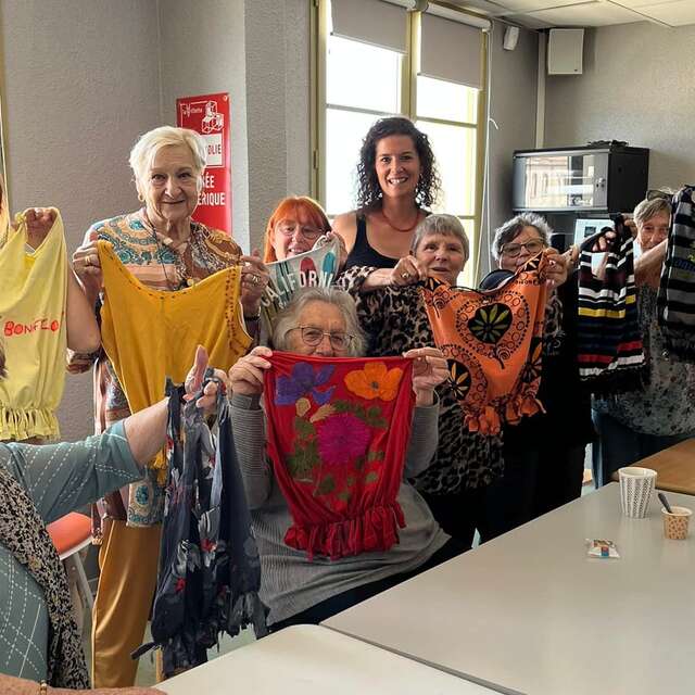ATELIER SENIORS : INITIATION AU MÉTIER À TISSER