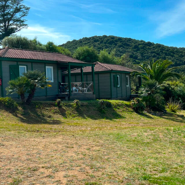 LA VALLÉE LOCATIONS