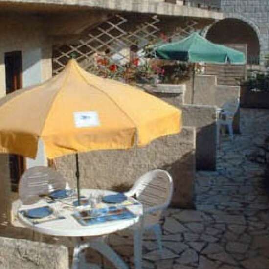 JANDAURECK CATHERINE