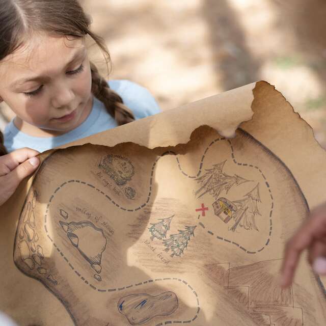 JEU DE PISTE : LES AVENTURIERS DES BLASONS CACHÉS