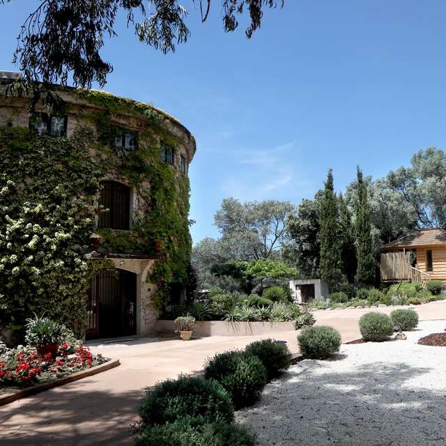 HOSTELLERIE DU MOULIN DES OLIVIERS