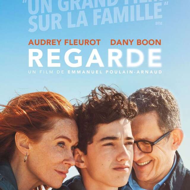 Regarde à l'affiche