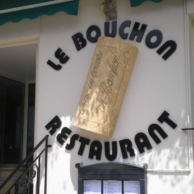 Au Bouchon