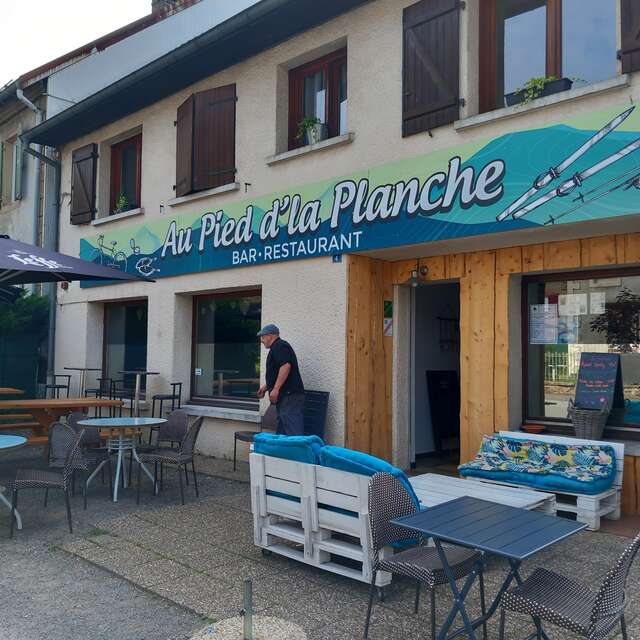 AU PIED D'LA PLANCHE