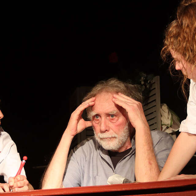 Pièce de théâtre "Ne rentre pas trop tard"