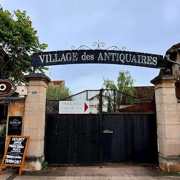 Village des Antiquaires