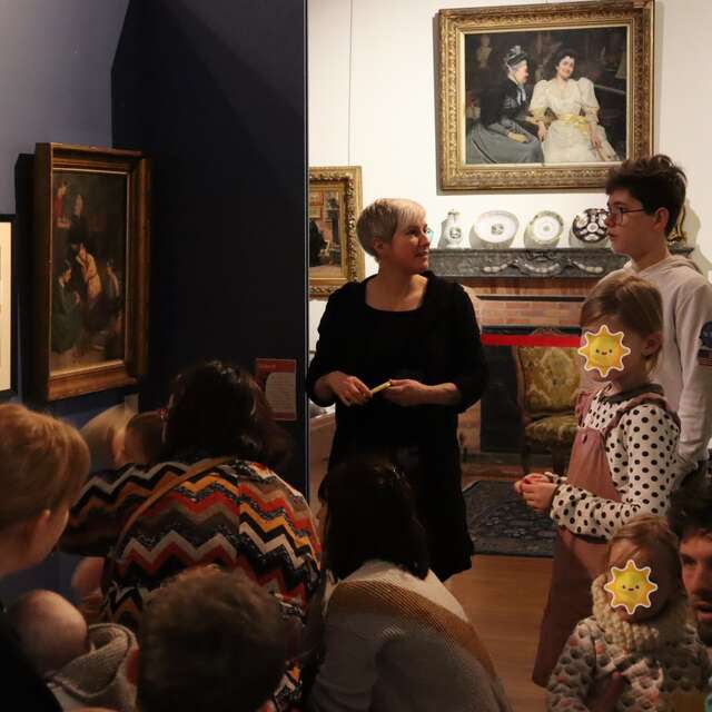 La p'tite famille au musée Benoît-De-Puydt