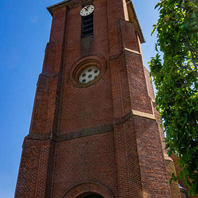 Berthen Village Charmant