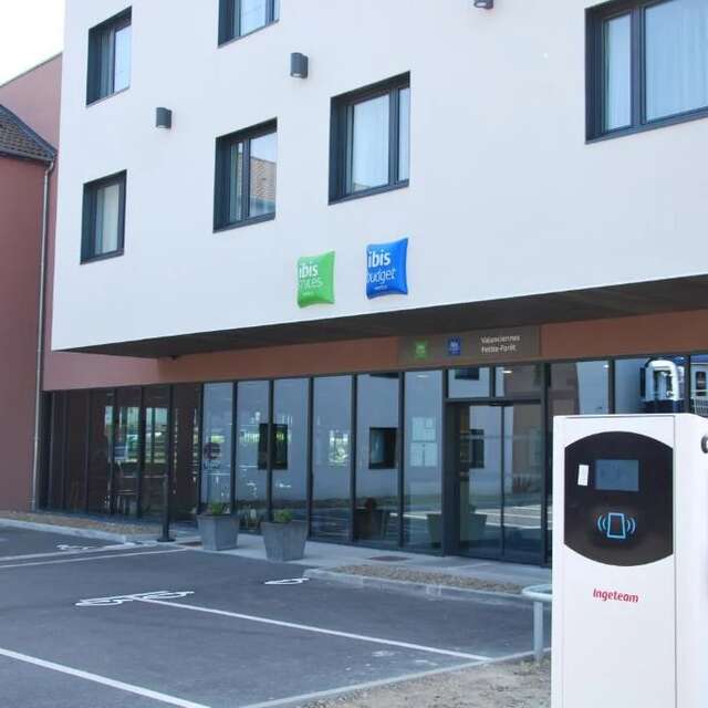 Ibis Styles Petite-Forêt