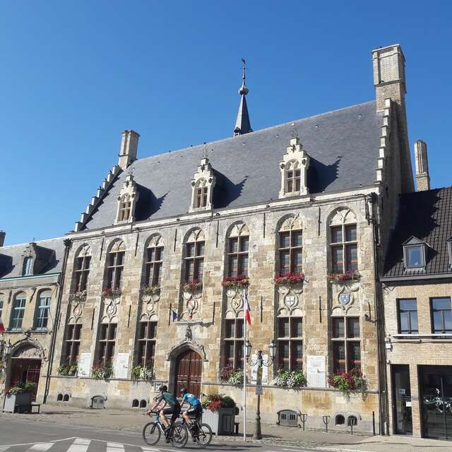 Hôtel de Ville et Musée Municipal d'Hondschoote