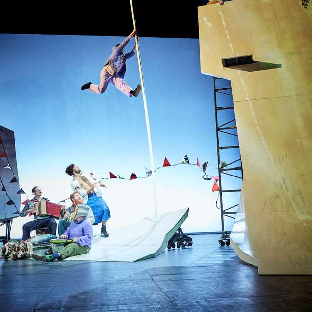 Cirque "Immaqaa ici peut-être"