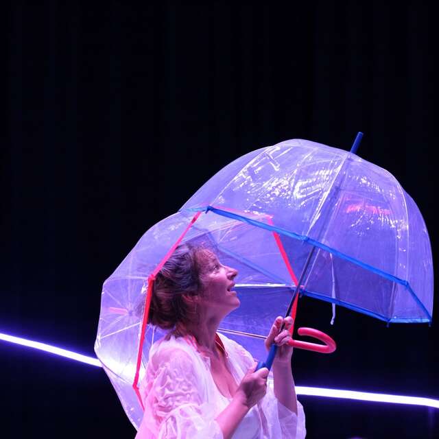 Théâtre d'objet "Flaque, pourvu qu’il pleuve !" au phénix