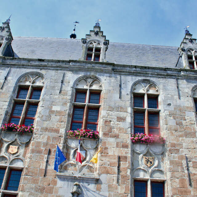 Visite de l'Hôtel de Ville d'Honschoote