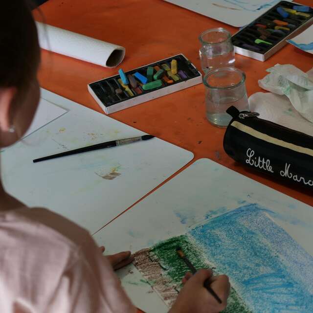 Atelier d'art plastique au Musée de Flandre : souvenirs de vacances