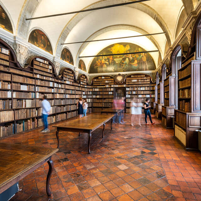 Visite guidée de la salle des Jésuites