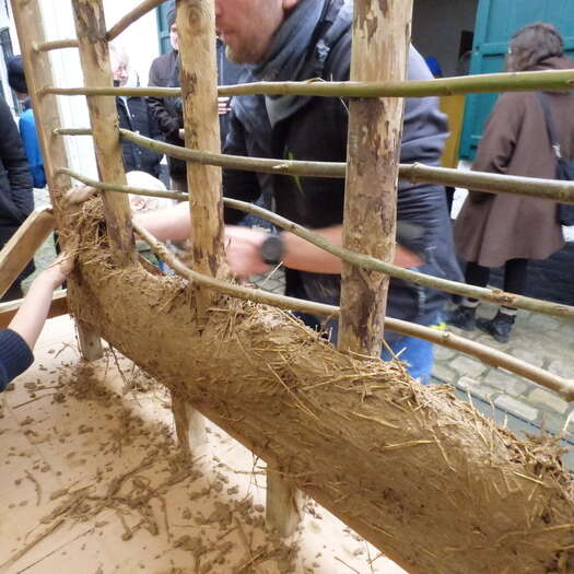 Atelier construction de mur au Musée du Terroir