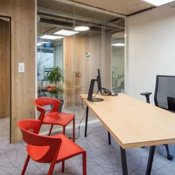 Espace de coworking à la Maison de l’Économie – Rodez Agglomération