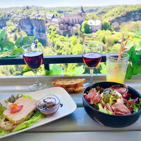 Au Balcon du Gourg