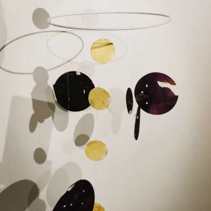 Visite/atelier autour de l'exposition temporaire : "Fabrication d'un mobile".