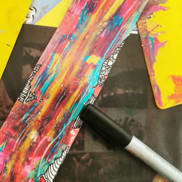 1er dimanche du mois : atelier "Marque-page abstrait"
