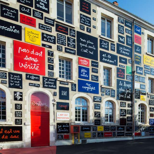 The Foundation of doubt