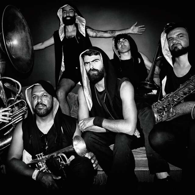 La Hangar - Technobrass (Brésil)
