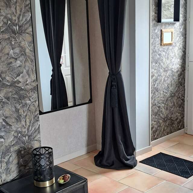 La Maison des Poulains "Chambre Port Coton"