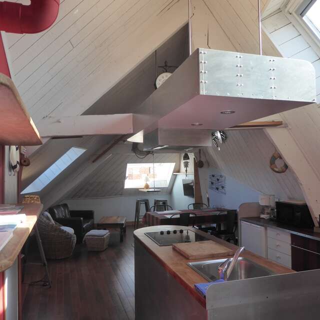 TOURBIER Sylvain : "Les logis du port" (appartement n° 5)