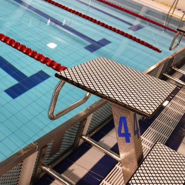 Saint-Georges-sur-Meuse swimming pool