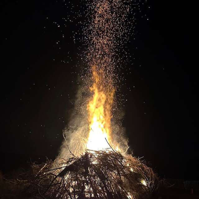 Grand Feu avec marche aux flambeaux