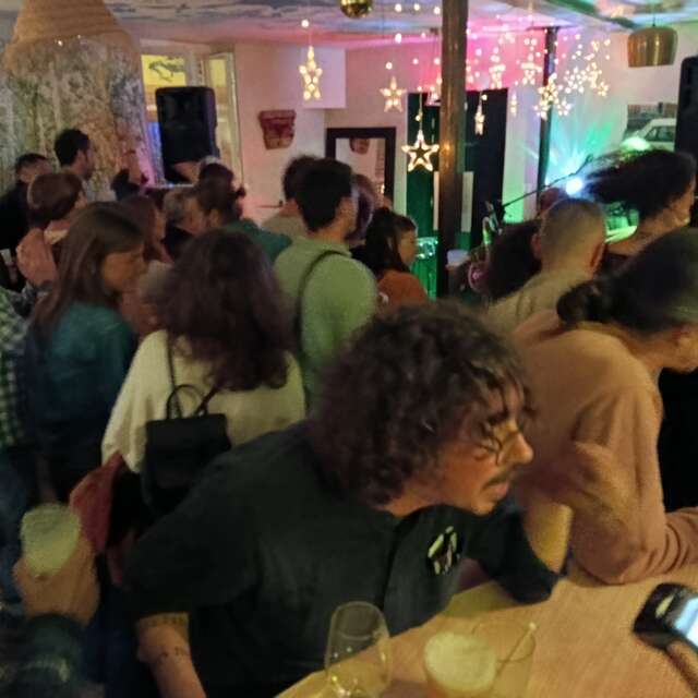 Apéro Et pendant ce temps-là... les parents trinquent