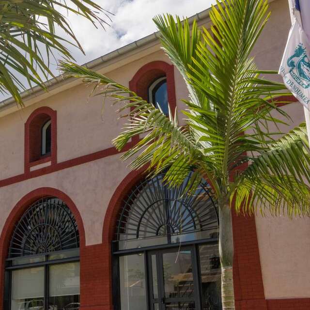 Visite guidée du bâtiment La France australe