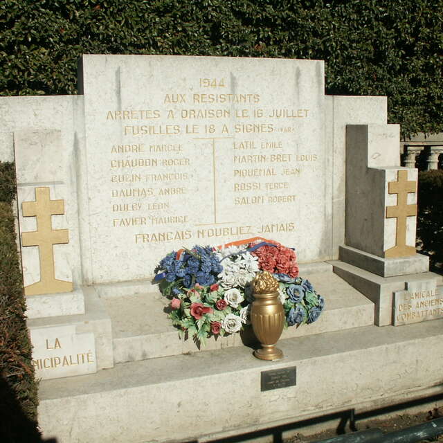 Stèle des fusillés de Signes