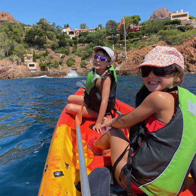 Balade guidée en kayak avec Passion Estérel