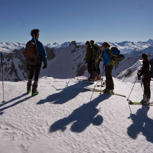 Atelier sécurité hivernale DVA à Brunissard