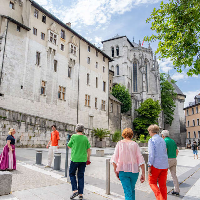 Visite guidée - Sainte-Chapelle du château & demeures de la noblesse chambérienne