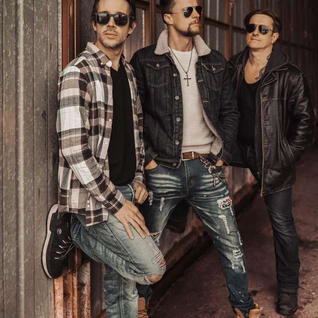 Concert evening with Dean Wallace at Le Toî du Monde